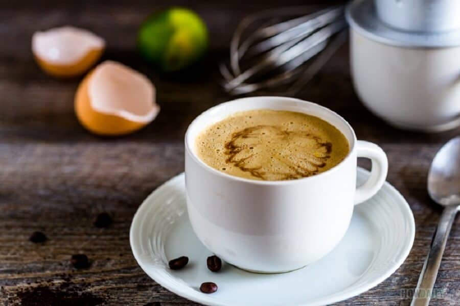 Le_café_aux_oeufs
