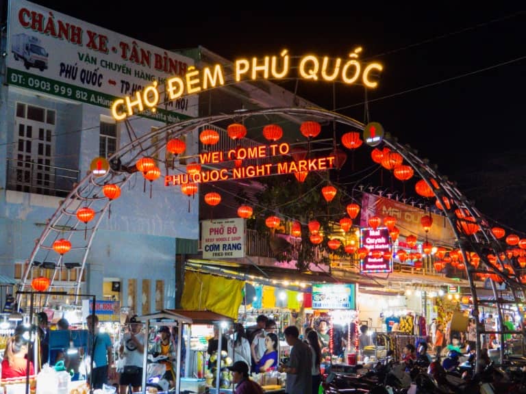 La-vie-nocturne-de-Phu-Quoc